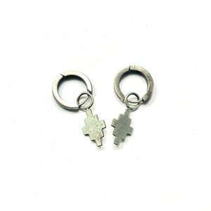 Marcell von Berlin silver dangle cross earrings